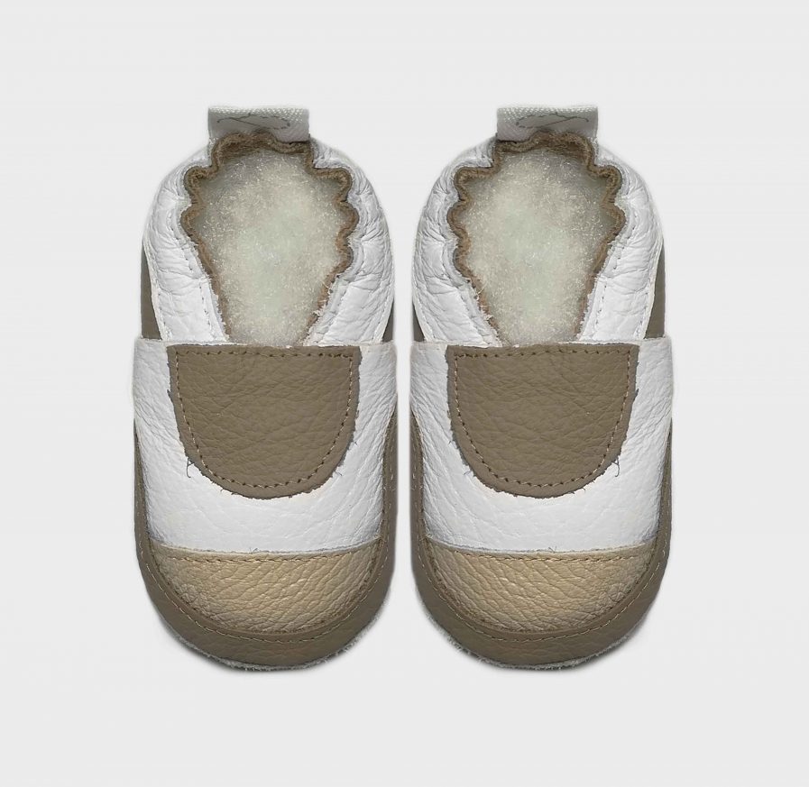Takkie White baby shoes